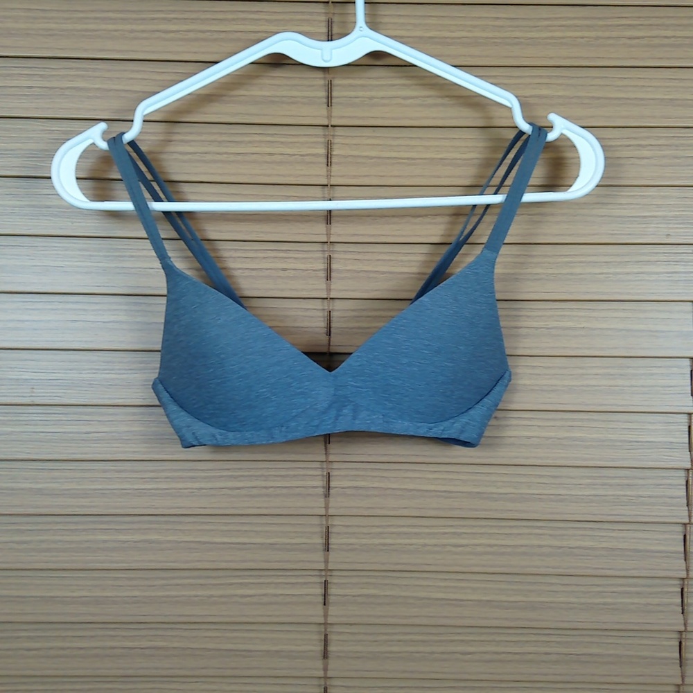 Aerie Real Sunnie Wireless Gray Adjustable Bra Women's Size 32A